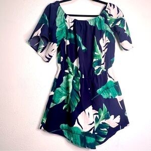 love J navy/white/green floral romper. Elasticized waist. Sz L. Preowned. EUC.